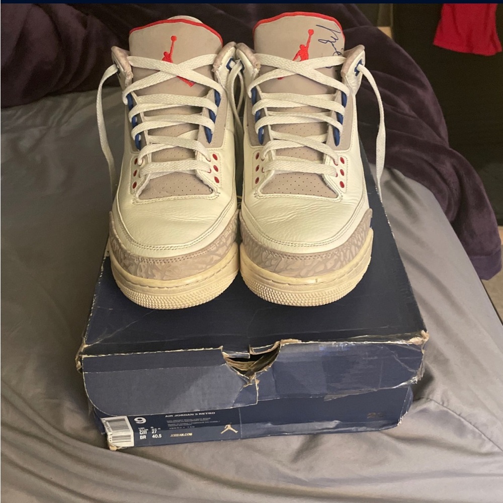 Jordan 3 size 9